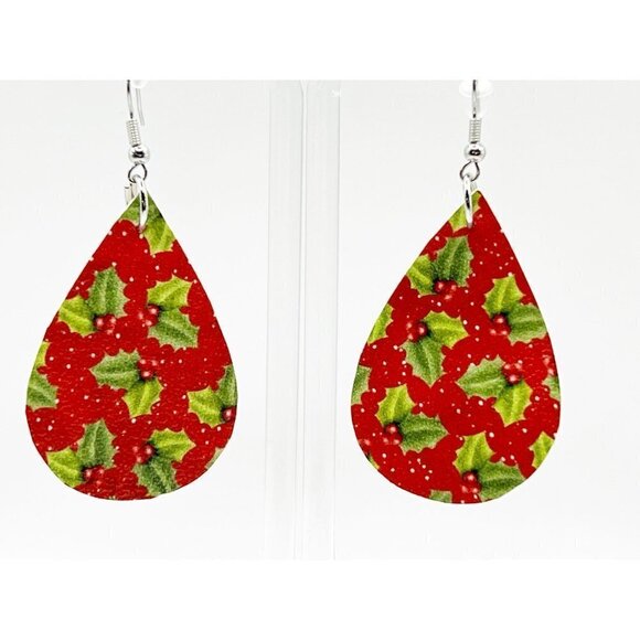 Christmas Holly Teardrop Classic Earrings NWT - Picture 1 of 4